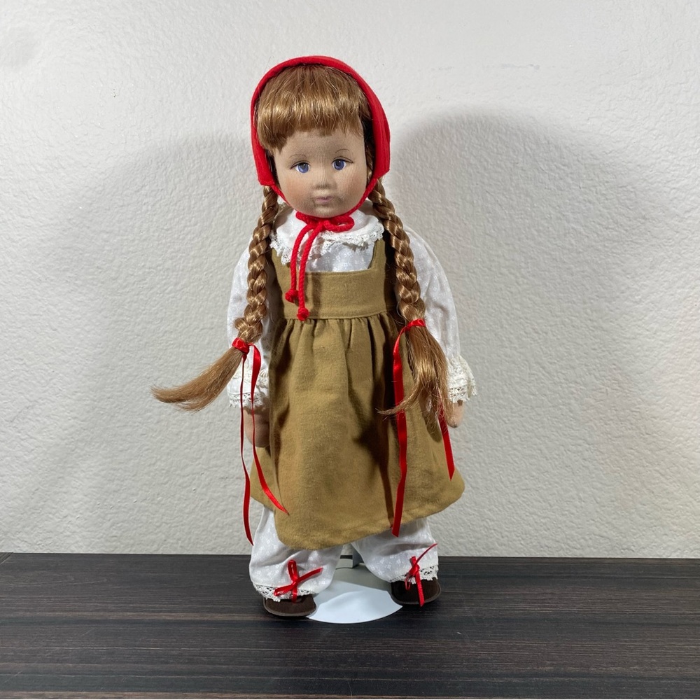 Stolle 7/49 Fabric Doll Stirch Face  Clothing Ribbon Hair Bonnet